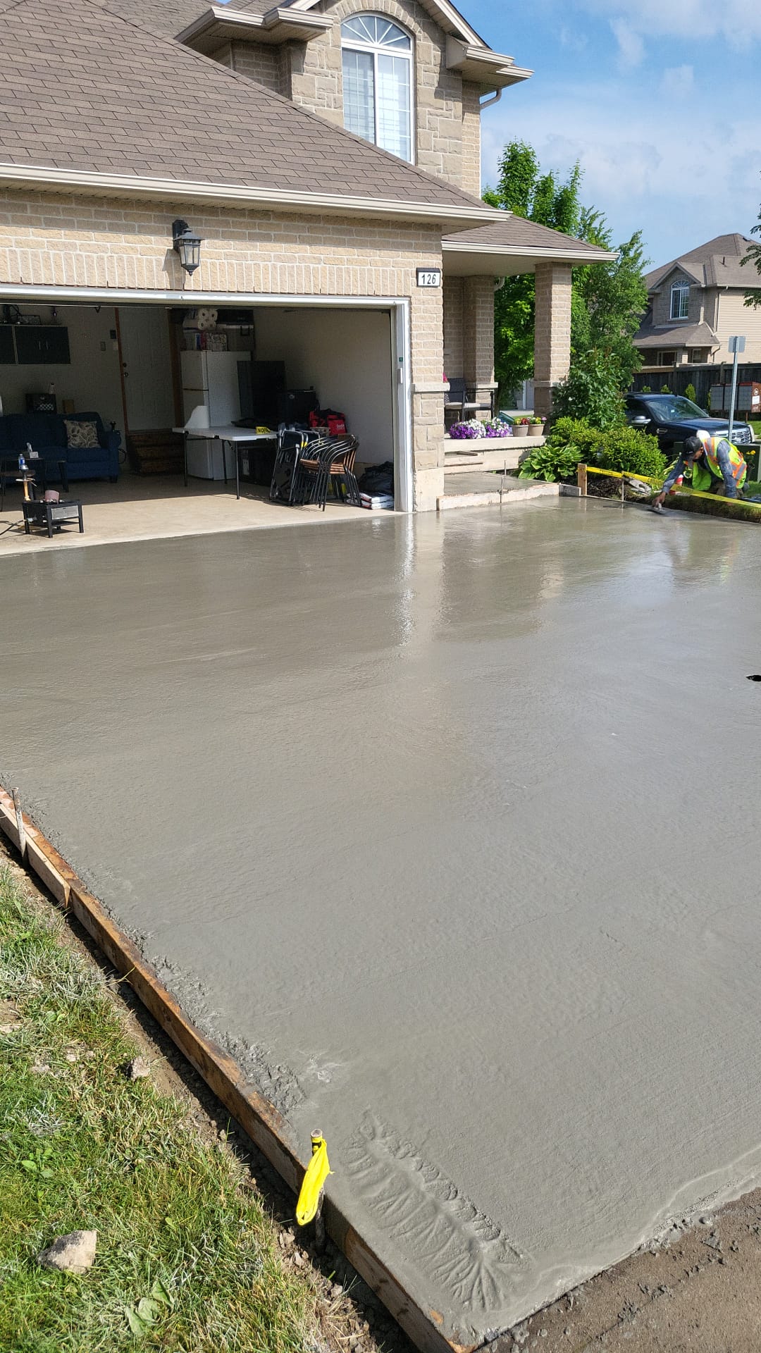 Concrete driveway installation Ancaster Stoney Creek
